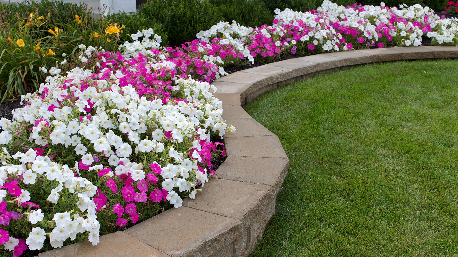 Retaining Walls - Where Function Meets Design